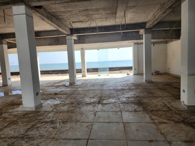 Đầu tư 2,5 tỷ đồng 'vá' tuyến kè biển Sầm Sơn- Ảnh 2. Đầu tư 2,5 tỷ đồng 'vá' tuyến kè biển Sầm Sơn- Ảnh 2.