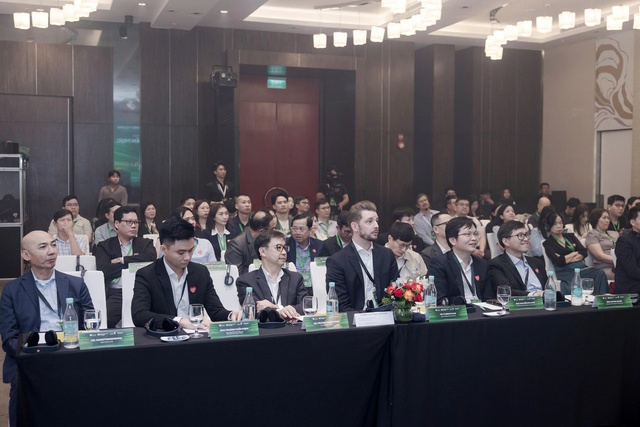 Mắt Sài Gòn được vinh danh hệ thống tiên phong về công nghệ Phaco Không Dao- Ảnh 1.