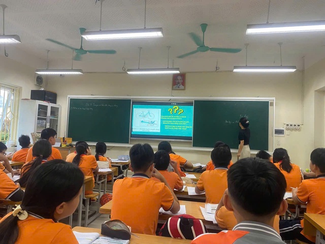 Xét thăng hạng giáo viên và những điểm mới cần lưu ý- Ảnh 1. Xét thăng hạng giáo viên và những điểm mới cần lưu ý- Ảnh 1.