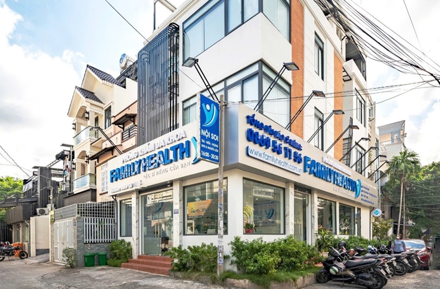 Nhiều cơ sở khám chữa bệnh 'chui', sản xuất mỹ phẩm kém chất lượng ở TPHCM bị xử phạt- Ảnh 1. Nhiều cơ sở khám chữa bệnh 'chui', sản xuất mỹ phẩm kém chất lượng ở TPHCM bị xử phạt- Ảnh 1.