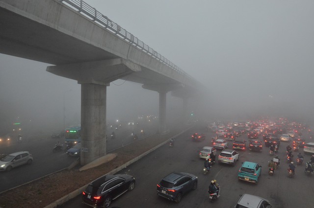 Cơ chế thu thập và đo bụi mịn ở các trạm quan trắc chất lượng không khí của Hà Nội diễn ra thế nào?- Ảnh 1.