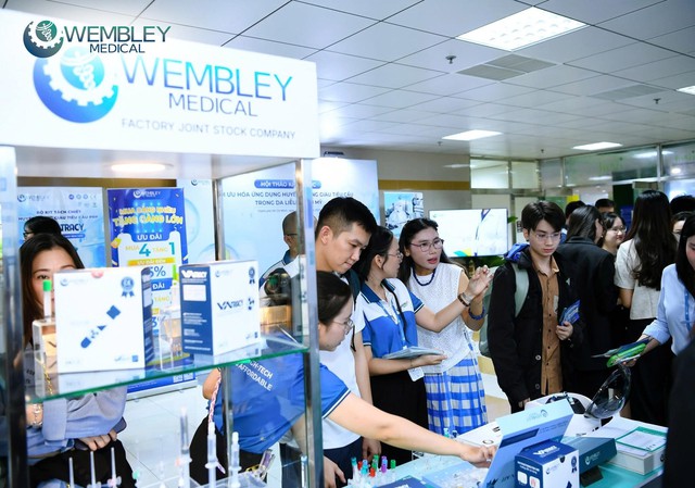 Hội thảo tối ưu hóa ứng dụng huyết tương giàu tiểu cầu trong da liễu - thẩm mỹ: Bứt phá hiệu quả trong thực hành lâm sàng- Ảnh 2.