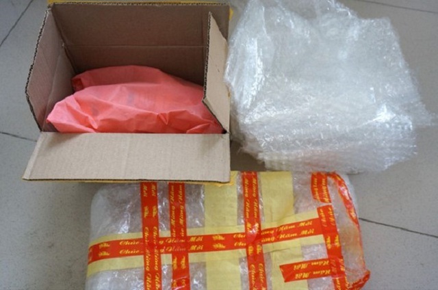 Báo động gia tăng rác thải nhựa từ Thương mại điện tử, sẽ chạm mốc 800.000 tấn vào năm 2030- Ảnh 2. Báo động gia tăng rác thải nhựa từ Thương mại điện tử, sẽ chạm mốc 800.000 tấn vào năm 2030- Ảnh 2.