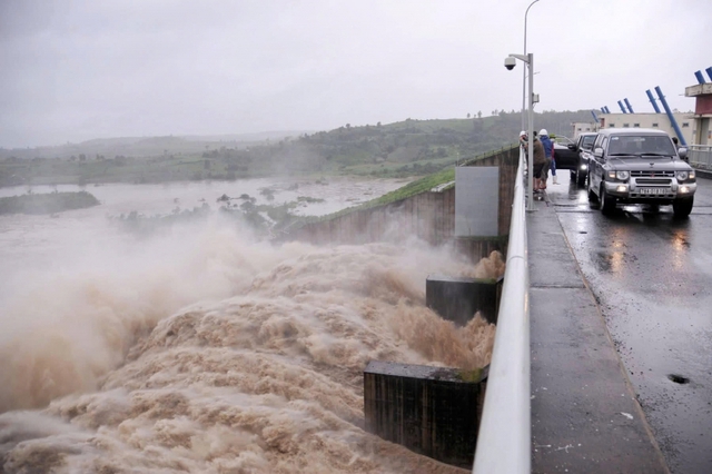 Nếu biết miền Trung hay lũ, sao không xây hồ thật lớn để điều tiết?- Ảnh 1.