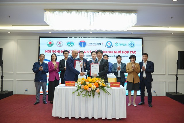 Servier Việt Nam đồng hành cùng ngành y tế Thanh Hóa về triển khai đề án Control Rate – As One: Hướng tới kiểm soát toàn diện bệnh lý mạn tính- Ảnh 1.