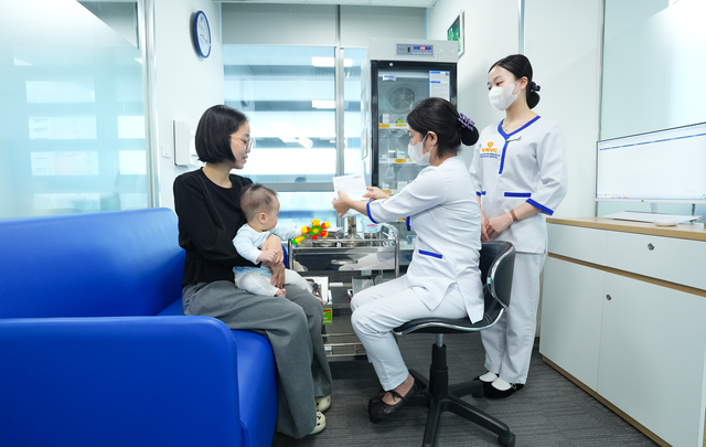 Hệ thống Tiêm chủng VNVC tiên phong tiêm kháng thể đơn dòng phòng RSV tại Việt Nam, bảo vệ trẻ nhỏ mùa cao điểm- Ảnh 3.