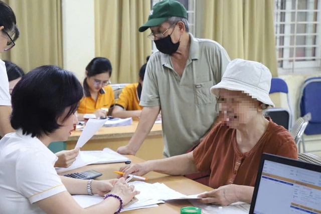 Người già hưởng trợ cấp hưu trí xã hội có thể được miễn viện phí từ 2030- Ảnh 2.