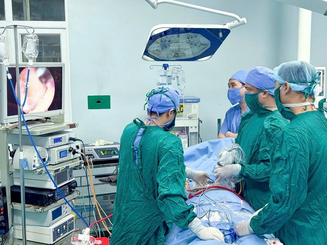 Phẫu thuật Cột sống tại Bệnh viện Chấn thương Chỉnh hình Nghệ An: Đột phá chuyên môn và phát triển vượt bậc- Ảnh 4.