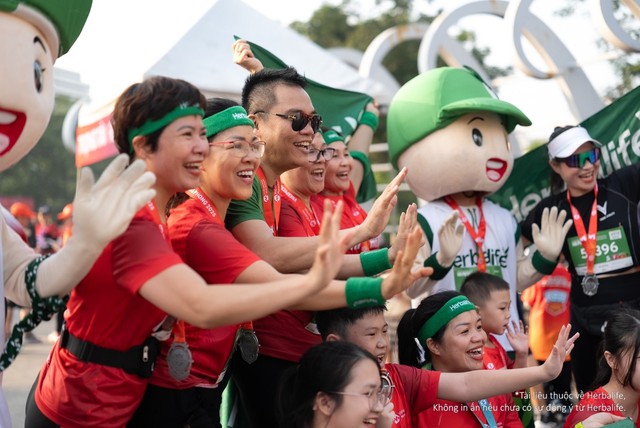Herbalife Việt Nam tiếp tục tài trợ giải Marathon VnExpress Hải Phòng nhằm khuyến khích lối sống năng động lành mạnh- Ảnh 4.