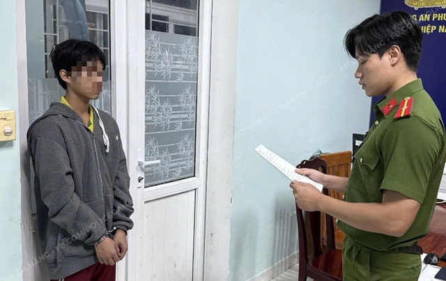 Tạm giữ đối tượng 17 tuổi cướp vé số của người khuyết tật- Ảnh 1.