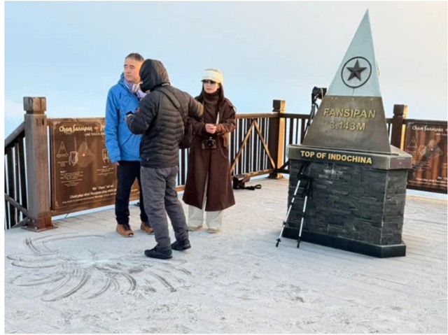 Miền Bắc rét đỉnh điểm, Hà Nội nhiệt giảm còn 13 độ- Ảnh 1. Miền Bắc rét đỉnh điểm, Hà Nội nhiệt giảm còn 13 độ- Ảnh 1.