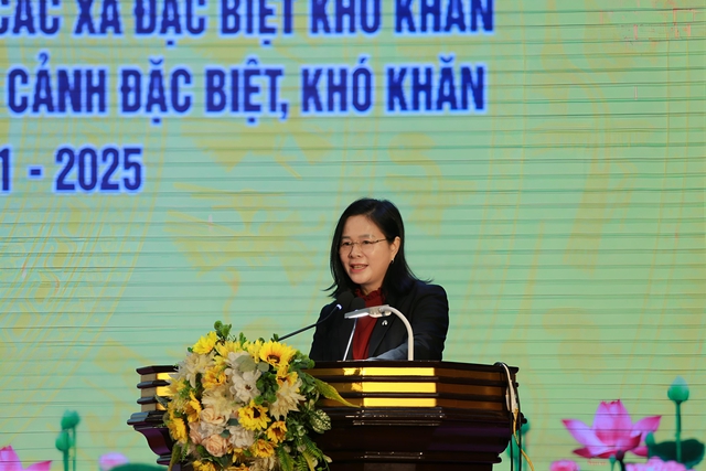 Nghệ An huy động gần 139 tỷ đồng chăm lo cho trẻ em khó khăn
- Ảnh 1.