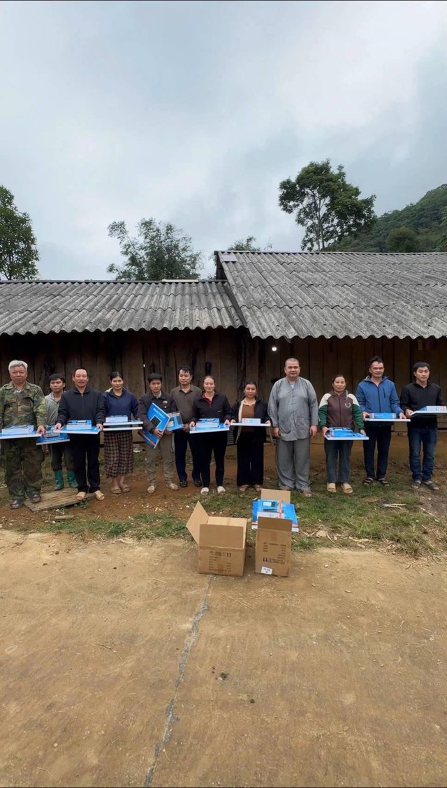 Hành trình thiện nguyện bền bỉ của sư thầy Thích Khai Quảng từ những phiên livestream bán nông sản- Ảnh 2.