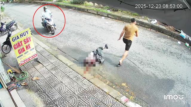 Vụ người phụ nữ bị đâm giữa đường ở Đà Nẵng: Khen thưởng công dân dũng cảm- Ảnh 2.