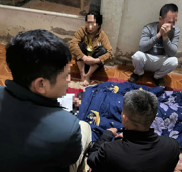 Nghi án vợ đâm chồng tử vong tại nhà riêng ở Lào Cai- Ảnh 1.