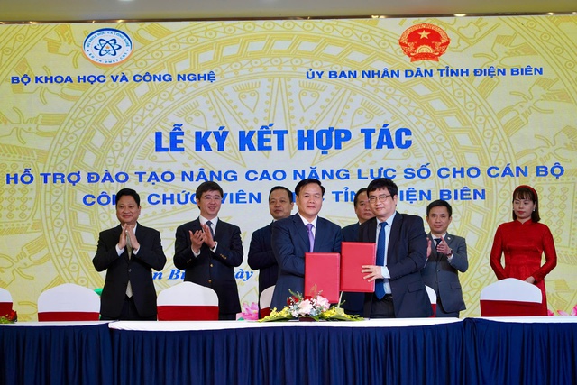 Thúc đẩy ứng dụng công nghệ số 'Make in Viet Nam' đưa nông sản vùng cao vươn xa- Ảnh 2.