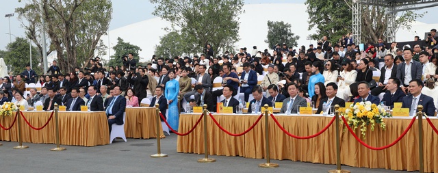 Bộ trưởng Bộ KH&CN Nguyễn Mạnh Hùng: 'Sáng tạo tại Việt Nam, làm ra tại Việt Nam – để dẫn dắt'- Ảnh 3. Bộ trưởng Bộ KH&CN Nguyễn Mạnh Hùng: 'Sáng tạo tại Việt Nam, làm ra tại Việt Nam – để dẫn dắt'- Ảnh 3.