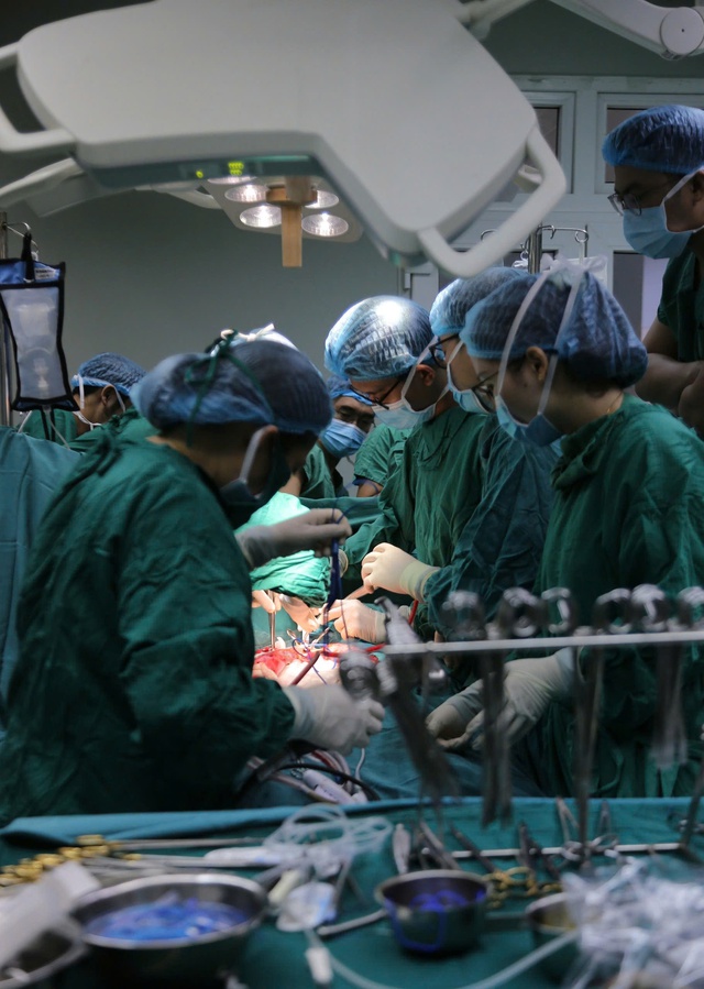 Ngành Y tế Nghệ An hoàn thành 12/12 chỉ tiêu, hướng tới nền y tế hiện đại, lấy người dân làm trung tâm- Ảnh 3.