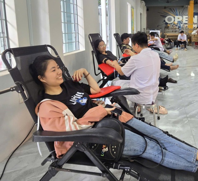 Đảm bảo đủ máu trong cấp cứu, điều trị bệnh nhân ở Khánh Hòa dịp Tết- Ảnh 1.