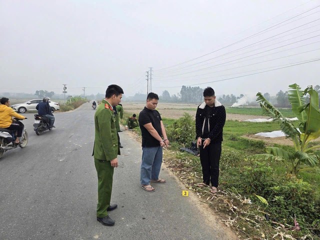 Vụ cướp táo tợn lúc rạng sáng giữa cánh đồng hoang vắng- Ảnh 1. Vụ cướp táo tợn lúc rạng sáng giữa cánh đồng hoang vắng- Ảnh 1.