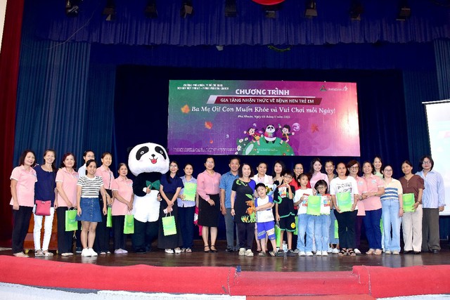 Khởi động chiến dịch 'Ba mẹ ơi, con muốn khỏe và vui chơi mỗi ngày!' 2025 – Hành trình gieo mầm hạnh phúc cho tuổi thơ Việt- Ảnh 1.