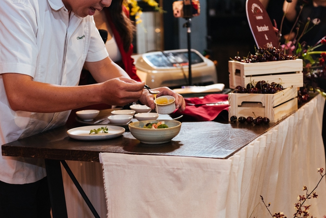 Cherry Úc khởi động mùa vụ mới với hành trình đưa Cherry tươi từ Úc đến Việt Nam chỉ trong 72 giờ- Ảnh 2.