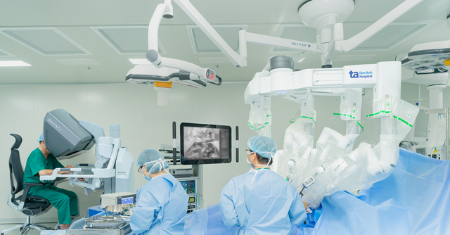 Bệnh viện Tâm Anh đưa robot thế hệ mới về Việt Nam, chi phí mổ chỉ bằng 1/10 quốc tế- Ảnh 2.