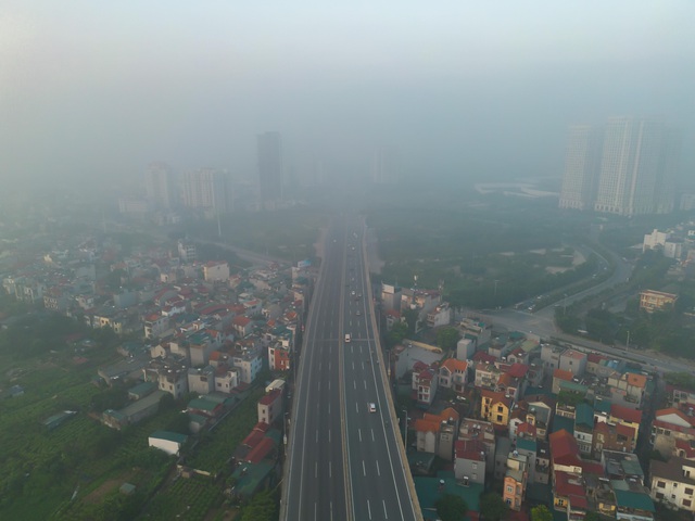 Bụi mịn PM2.5 không chỉ là vấn đề của một mùa mà là một mối đe dọa tiềm ẩn kéo dài. Bảo vệ bản thân khỏi ô nhiễm không khí là một khoản đầu tư vào sức khỏe và tuổi thọ lâu dài.