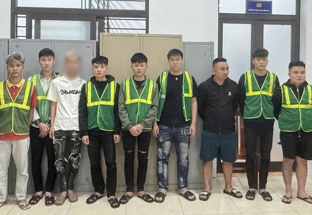 Tạm giữ 9 người sau vụ hỗn chiến vì chuyện tình cảm- Ảnh 1.