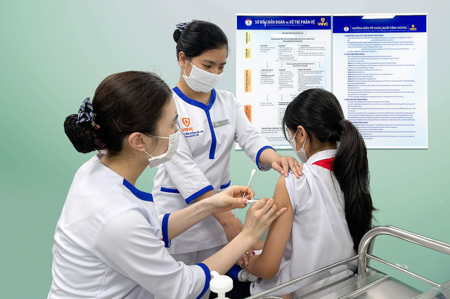 Vi khuẩn não mô cầu luôn rình rập và có thể đe dọa tính mạng người khỏe mạnh chỉ trong 24 giờ- Ảnh 3.