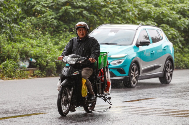 Miền Bắc trời rét, miền Trung mưa to cục bộ- Ảnh 1.