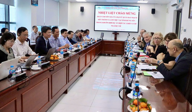 Đoàn chuyên gia y tế Đan Mạch làm việc tại Hưng Yên- Ảnh 1. Đoàn chuyên gia y tế Đan Mạch làm việc tại Hưng Yên- Ảnh 1.