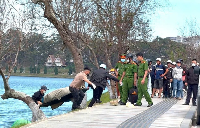 Phát hiện thi thể nam giới ở Hồ Xuân Hương, Đà Lạt- Ảnh 1.