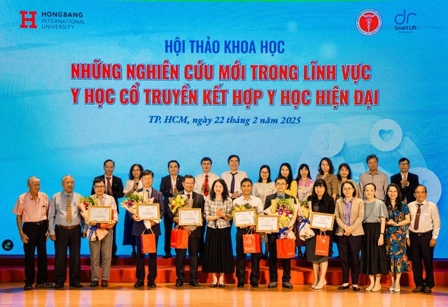 Giao thoa đông - tây: Nhiều nghiên cứu mới được công bố tại hội thảo khoa học HIU- Ảnh 1.