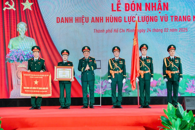 Bệnh viện Quân y 175 đón nhận danh hiệu Anh hùng Lực lượng Vũ trang Nhân dân lần thứ hai- Ảnh 2.