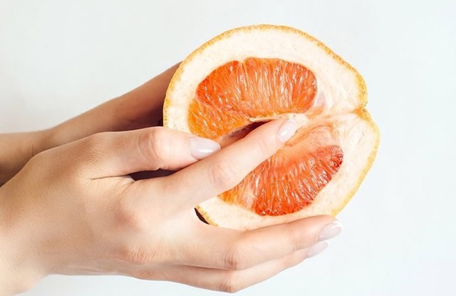 Sự thật về quan hệ bằng tay: Có thai, lây bệnh không?- Ảnh 1. Sự thật về quan hệ bằng tay: Có thai, lây bệnh không?- Ảnh 1.
