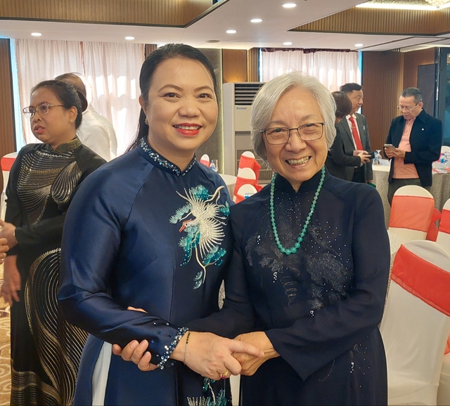 TPHCM biểu dương 50 kiều bào tiêu biểu, có nhiều đóng góp - Ảnh 1. TPHCM biểu dương 50 kiều bào tiêu biểu, có nhiều đóng góp - Ảnh 1.