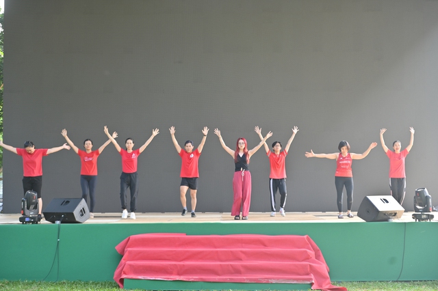 20 đội chơi khuấy động buổi tổng duyệt 'Ngày Dinh dưỡng Cộng đồng Việt Nam' lần 4- Ảnh 4. 20 đội chơi khuấy động buổi tổng duyệt 'Ngày Dinh dưỡng Cộng đồng Việt Nam' lần 4- Ảnh 4.