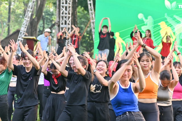 20 đội chơi khuấy động buổi tổng duyệt 'Ngày Dinh dưỡng Cộng đồng Việt Nam' lần 4- Ảnh 7. 20 đội chơi khuấy động buổi tổng duyệt 'Ngày Dinh dưỡng Cộng đồng Việt Nam' lần 4- Ảnh 7.