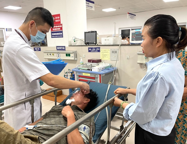 Trải nghiệm trực đêm tại khoa cấp cứu- Ảnh 3. Trải nghiệm trực đêm tại khoa cấp cứu- Ảnh 3.