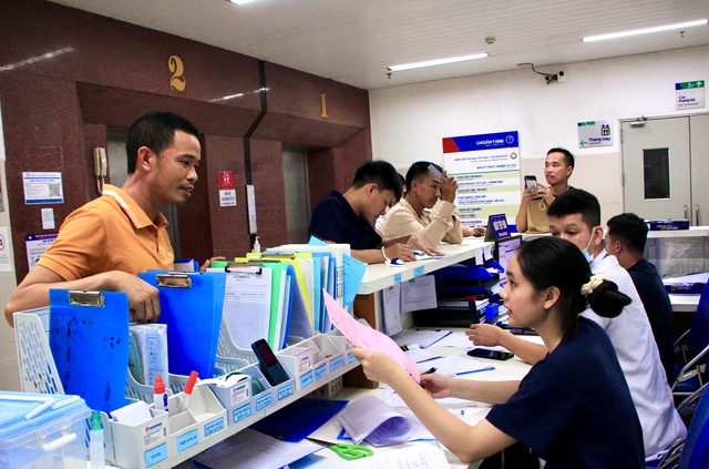 Trải nghiệm trực đêm tại khoa cấp cứu- Ảnh 12. Trải nghiệm trực đêm tại khoa cấp cứu- Ảnh 12.