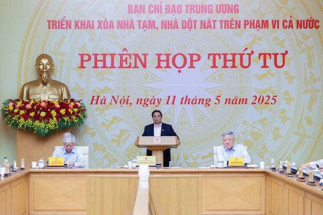 Thủ tướng: Dứt khoát không để người dân nào ở trong nhà tạm, nhà dột nát- Ảnh 1. Thủ tướng: Dứt khoát không để người dân nào ở trong nhà tạm, nhà dột nát- Ảnh 1.
