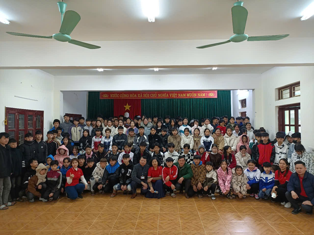 Công ty TNHH Vi diệu Nam Dược và những người bạn gieo mầm tử tế giữa cuộc đời- Ảnh 1. Công ty TNHH Vi diệu Nam Dược và những người bạn gieo mầm tử tế giữa cuộc đời- Ảnh 1.