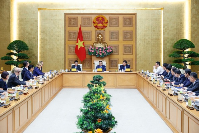 Thủ tướng: Chính phủ tạo mọi điều kiện để doanh nghiệp Hoa Kỳ đầu tư, kinh doanh hiệu quả- Ảnh 2. Thủ tướng: Chính phủ tạo mọi điều kiện để doanh nghiệp Hoa Kỳ đầu tư, kinh doanh hiệu quả- Ảnh 2.
