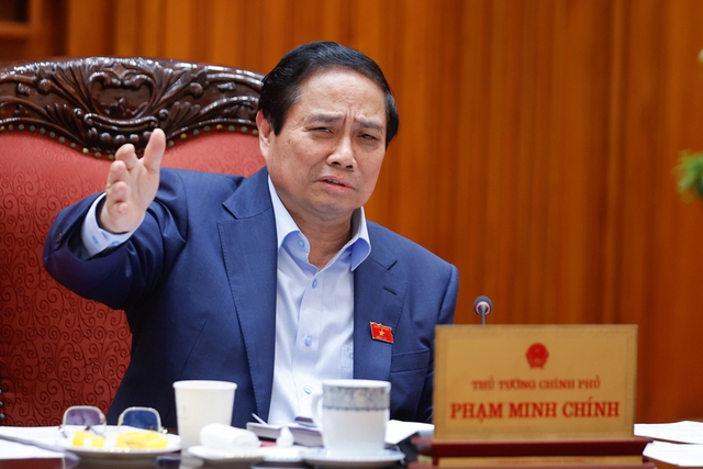 Thủ tướng: Các bộ trưởng đẩy mạnh phân cấp, phân quyền hơn nữa cho các địa phương- Ảnh 2. Thủ tướng: Các bộ trưởng đẩy mạnh phân cấp, phân quyền hơn nữa cho các địa phương- Ảnh 2.