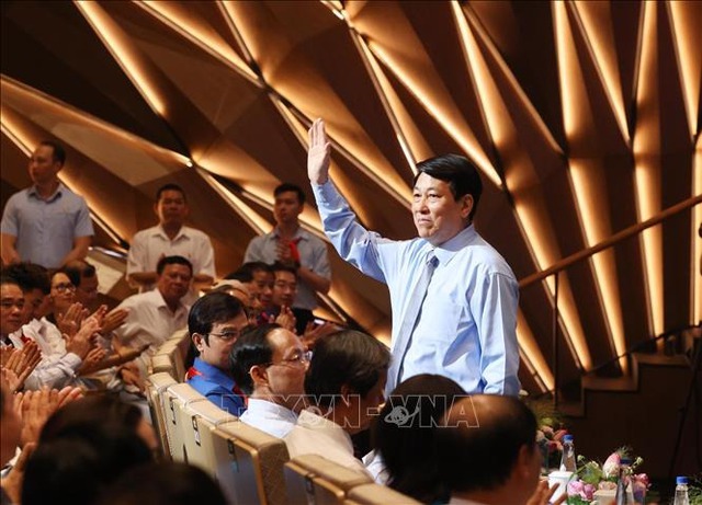 Chủ tịch nước Lương Cường dự Lễ tuyên dương Cháu ngoan Bác Hồ toàn quốc lần thứ X, năm 2025- Ảnh 2. Chủ tịch nước Lương Cường dự Lễ tuyên dương Cháu ngoan Bác Hồ toàn quốc lần thứ X, năm 2025- Ảnh 2.