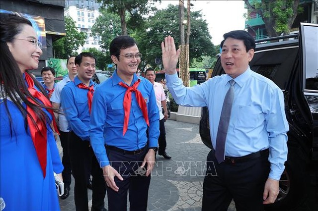 Chủ tịch nước Lương Cường dự Lễ tuyên dương Cháu ngoan Bác Hồ toàn quốc lần thứ X, năm 2025- Ảnh 4. Chủ tịch nước Lương Cường dự Lễ tuyên dương Cháu ngoan Bác Hồ toàn quốc lần thứ X, năm 2025- Ảnh 4.