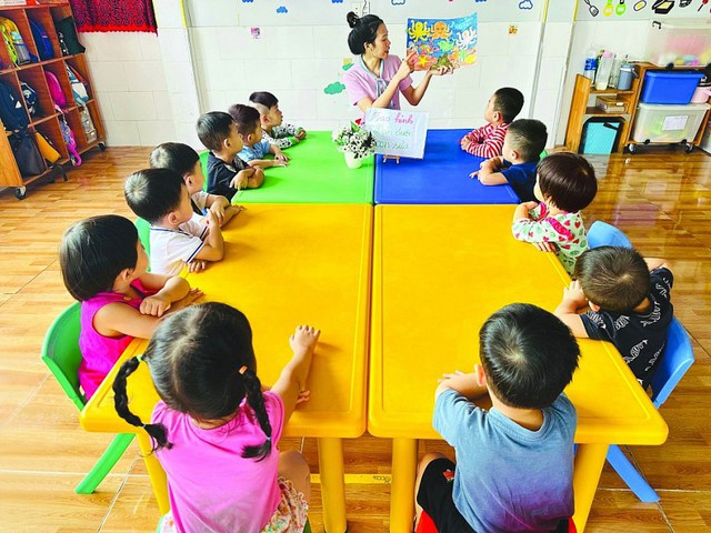 Bỏ quy định chia hạng chức danh giáo viên: Cục Nhà giáo nói gì?- Ảnh 1. Bỏ quy định chia hạng chức danh giáo viên: Cục Nhà giáo nói gì?- Ảnh 1.