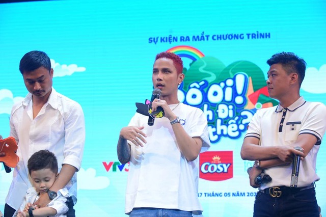Neko Lê, Trung Ruồi, Duy Hưng cùng các con tham gia 'Bố ơi mình đi đâu thế?'- Ảnh 1. Neko Lê, Trung Ruồi, Duy Hưng cùng các con tham gia 'Bố ơi mình đi đâu thế?'- Ảnh 1.