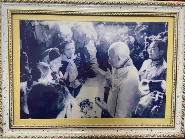 Luôn nhớ lời Bác dặn 'Được phong anh hùng đã khó, giữ được anh hùng còn khó hơn'- Ảnh 3. Luôn nhớ lời Bác dặn 'Được phong anh hùng đã khó, giữ được anh hùng còn khó hơn'- Ảnh 3.